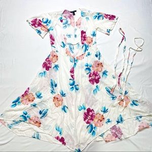 Forever 21 Women’s white floral gown dress